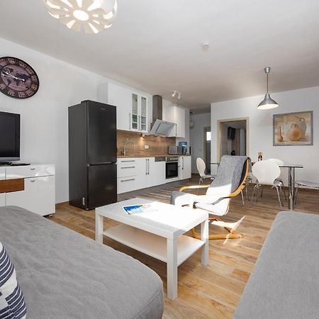Hibiskus App1 Apartman Vir Kültér fotó